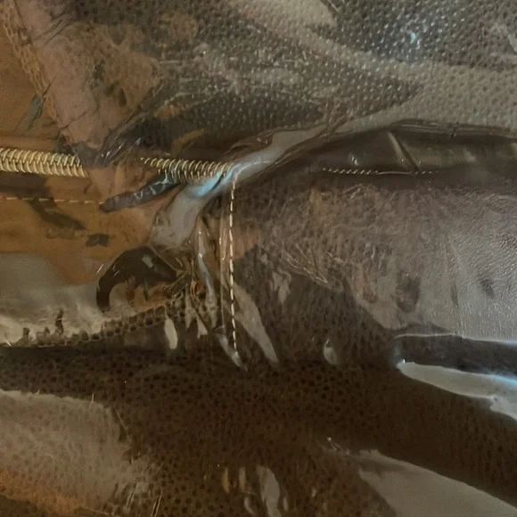 Dwell Six Travel Bag - Picture 4 of 6